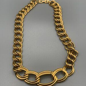 Napier Textured Chain Fold Over Clasp Necklace 19"